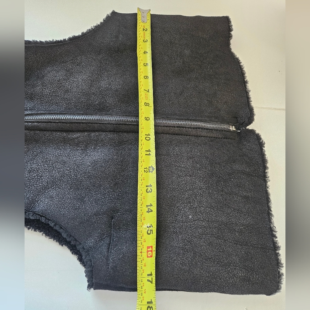 Mackage Vest Lambskin Fur Sheep Skin Dyed Black Shawl Collar Warm Size: X Small - Picture 12 of 17